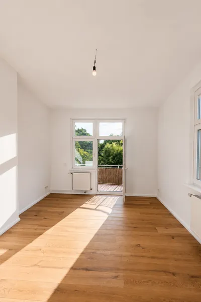 Erstbezug nach Sanierung: 4 Zimmer mit sonnigem Balkon — photo 1